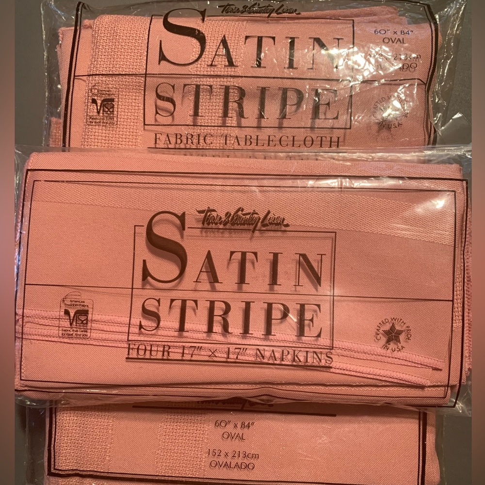 NWOT town and country linen set